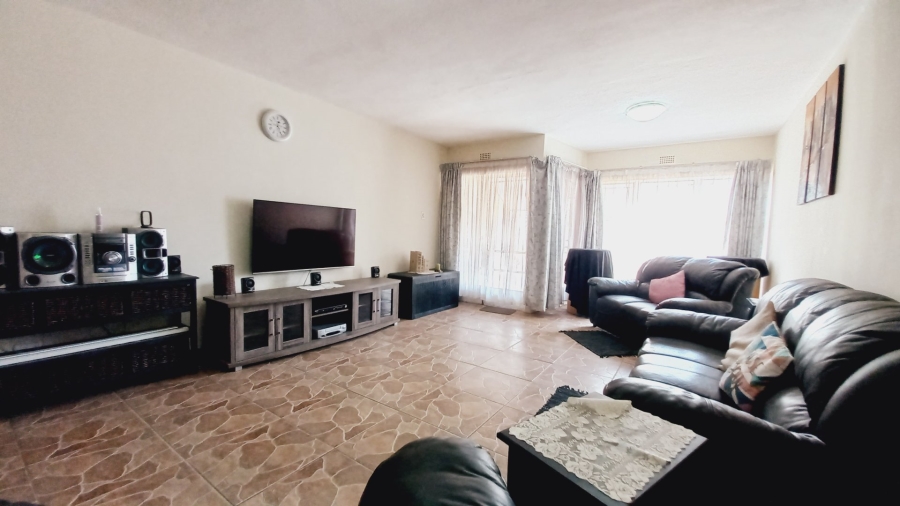 2 Bedroom Property for Sale in Witfield Gauteng