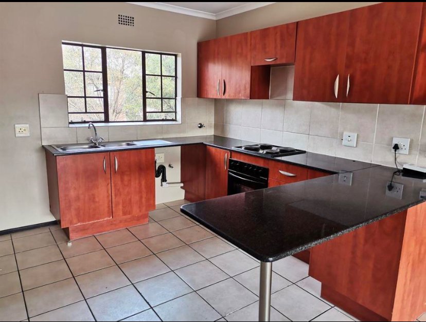 3 Bedroom Property for Sale in Sonneveld Gauteng