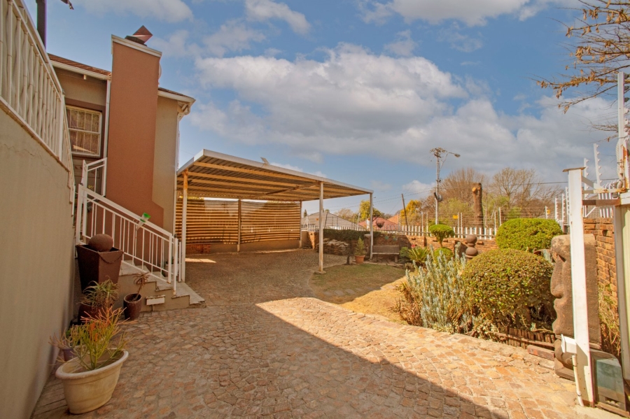 4 Bedroom Property for Sale in Kensington Gauteng