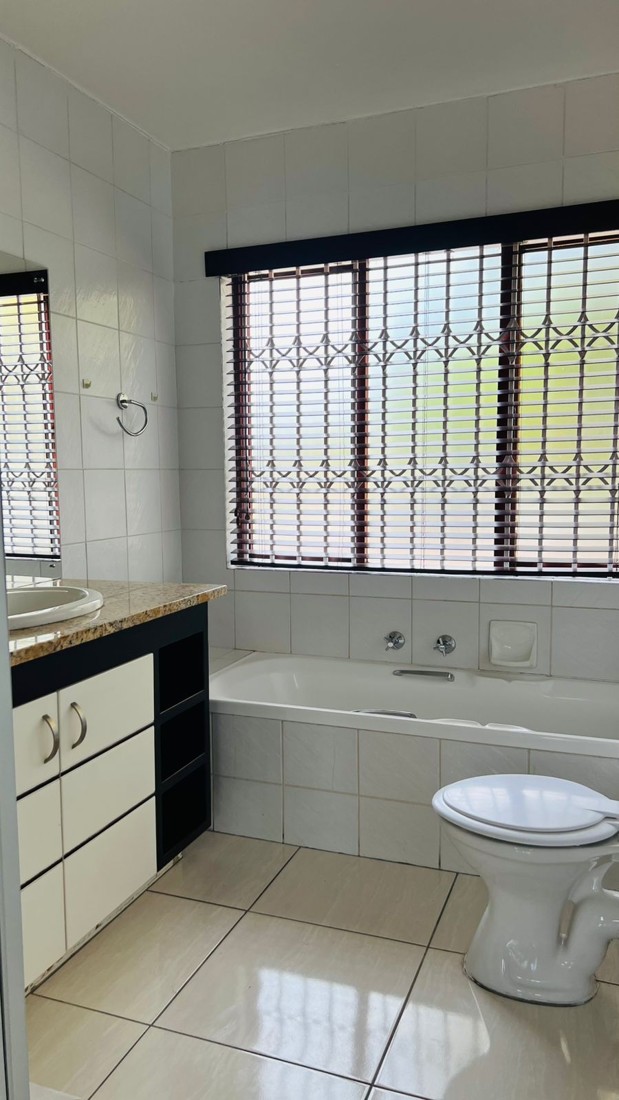 To Let 3 Bedroom Property for Rent in Morningside Gauteng