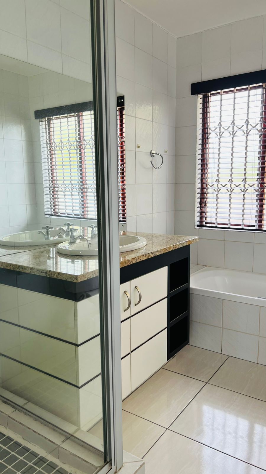 To Let 3 Bedroom Property for Rent in Morningside Gauteng