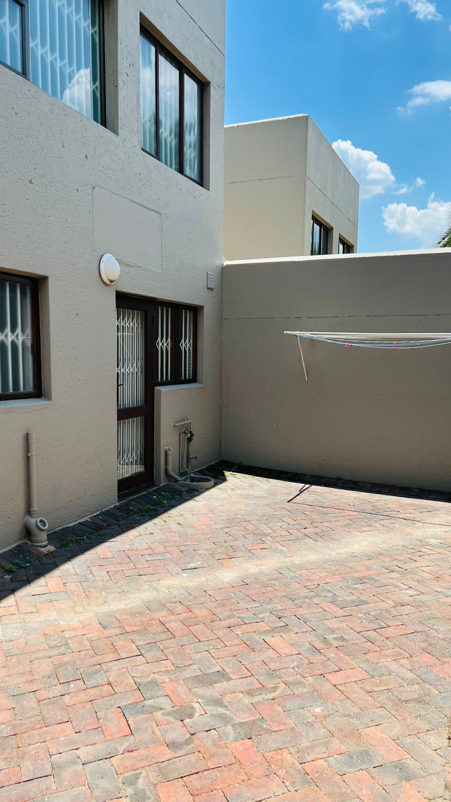 To Let 3 Bedroom Property for Rent in Morningside Gauteng