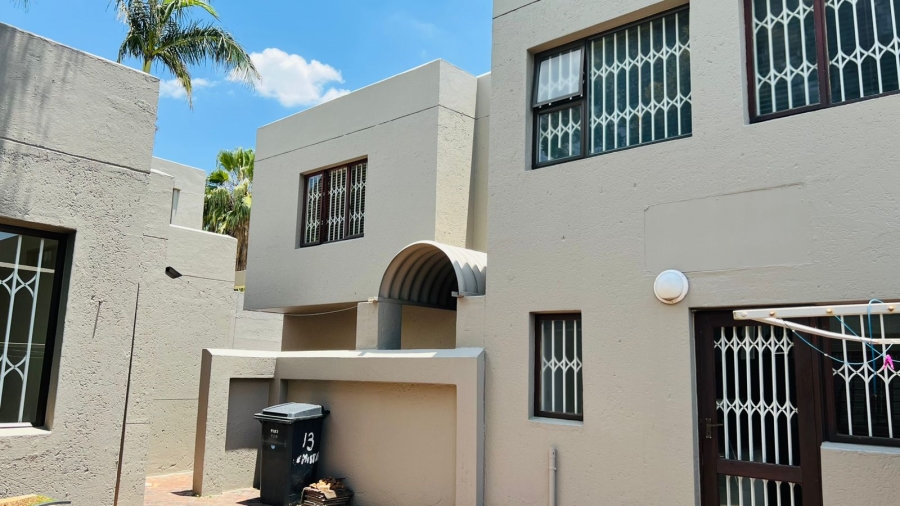 To Let 3 Bedroom Property for Rent in Morningside Gauteng