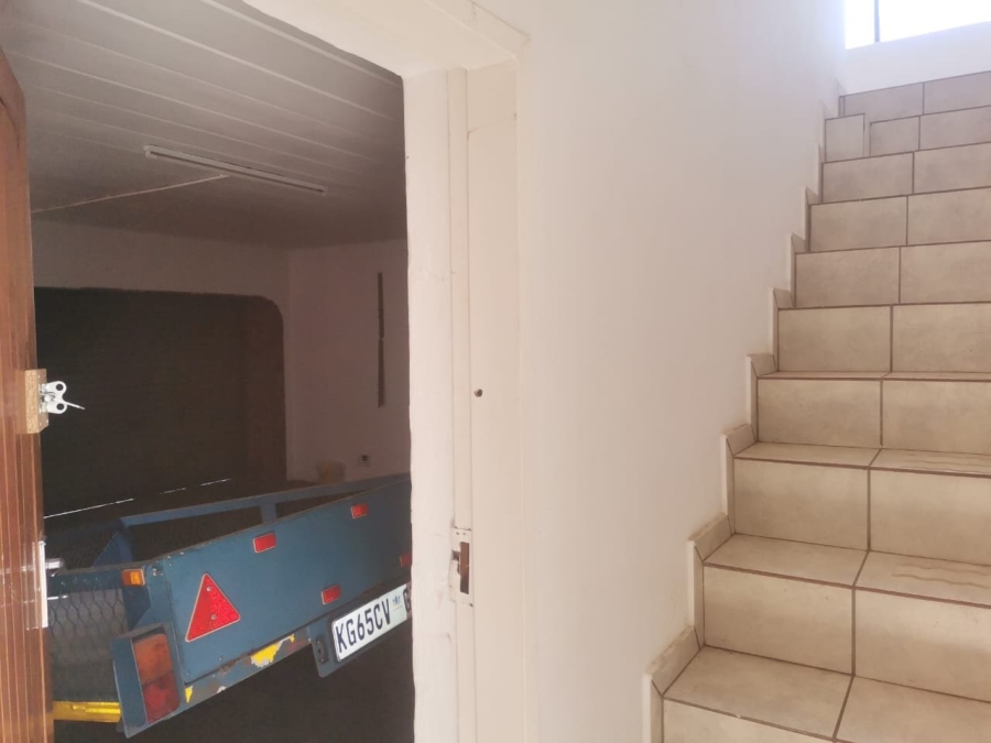 5 Bedroom Property for Sale in Petersfield Gauteng