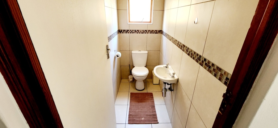 To Let 1 Bedroom Property for Rent in Muckleneuk Gauteng