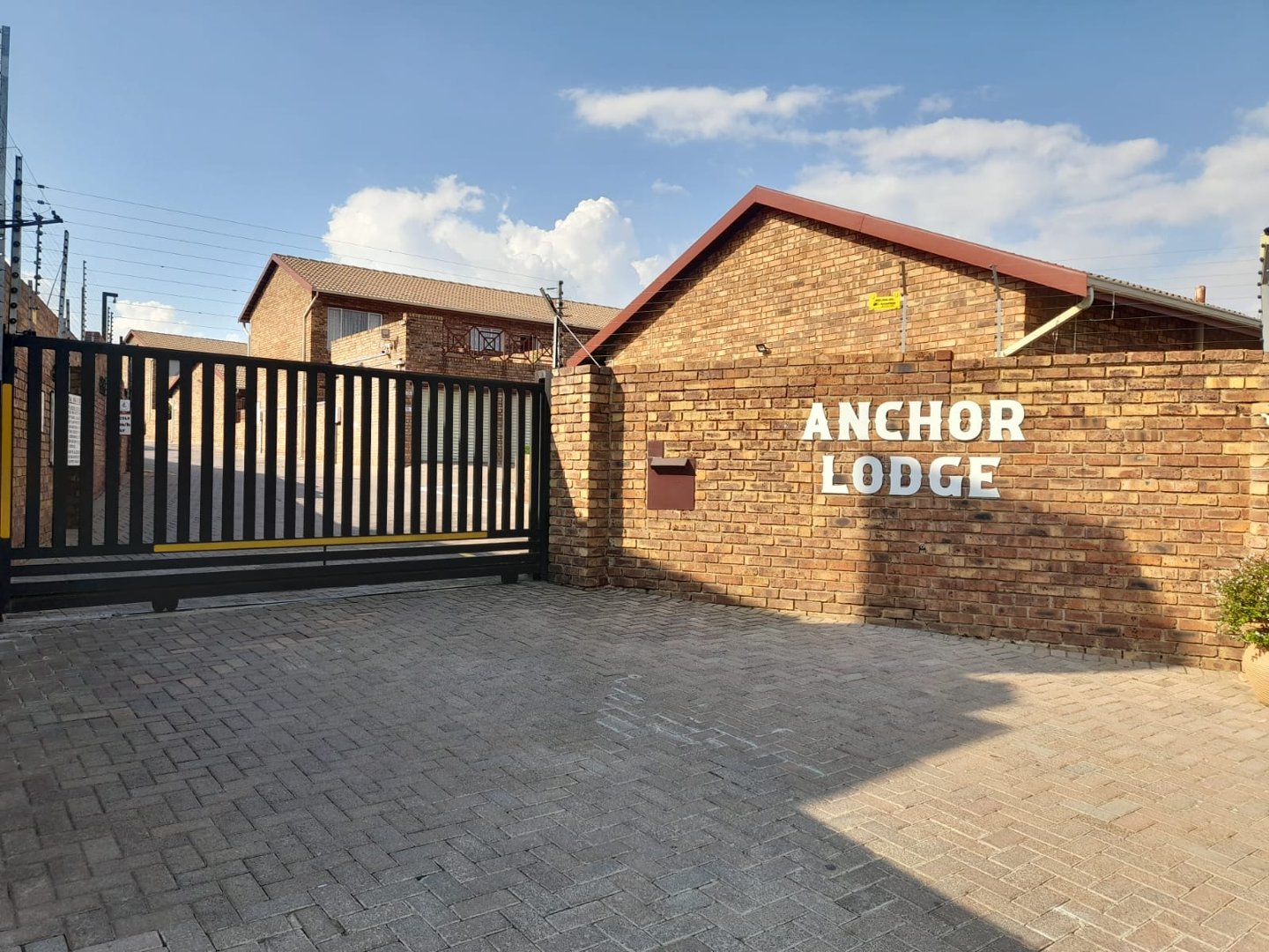 To Let 3 Bedroom Property for Rent in Bartlett Gauteng