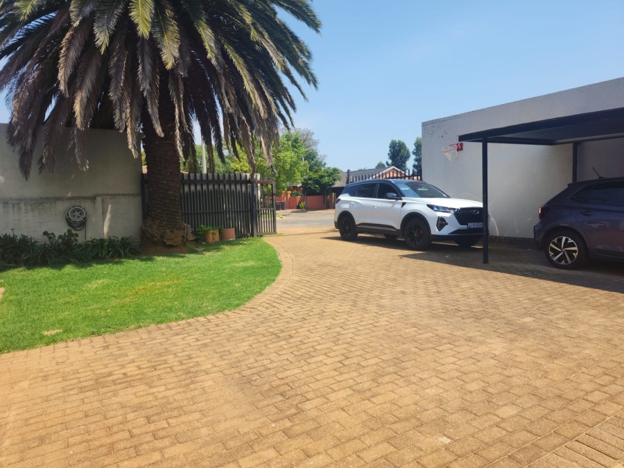 3 Bedroom Property for Sale in Delmore Park Gauteng