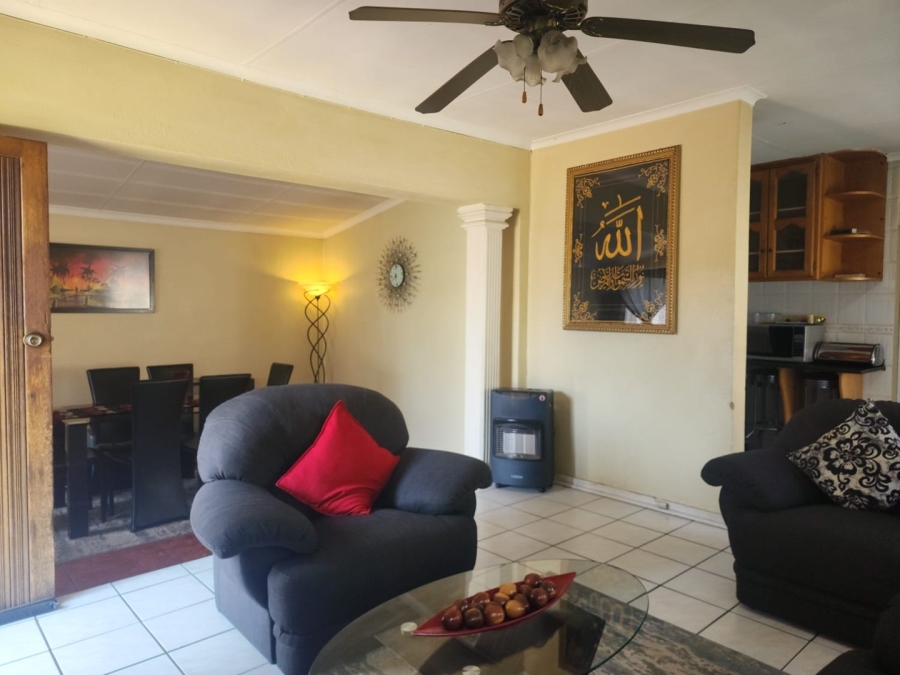 3 Bedroom Property for Sale in Delmore Park Gauteng