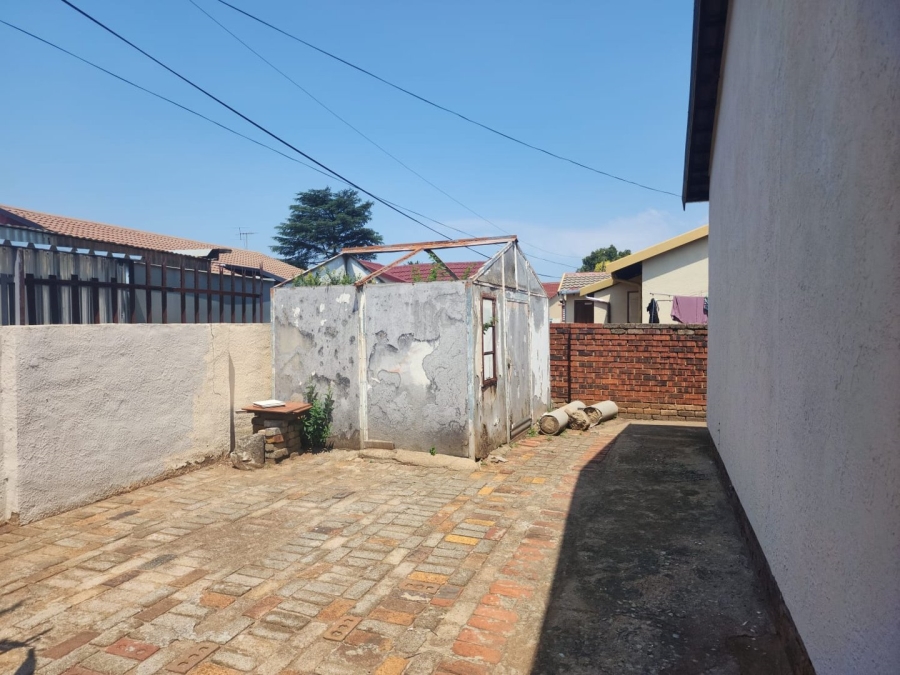 3 Bedroom Property for Sale in Delmore Park Gauteng