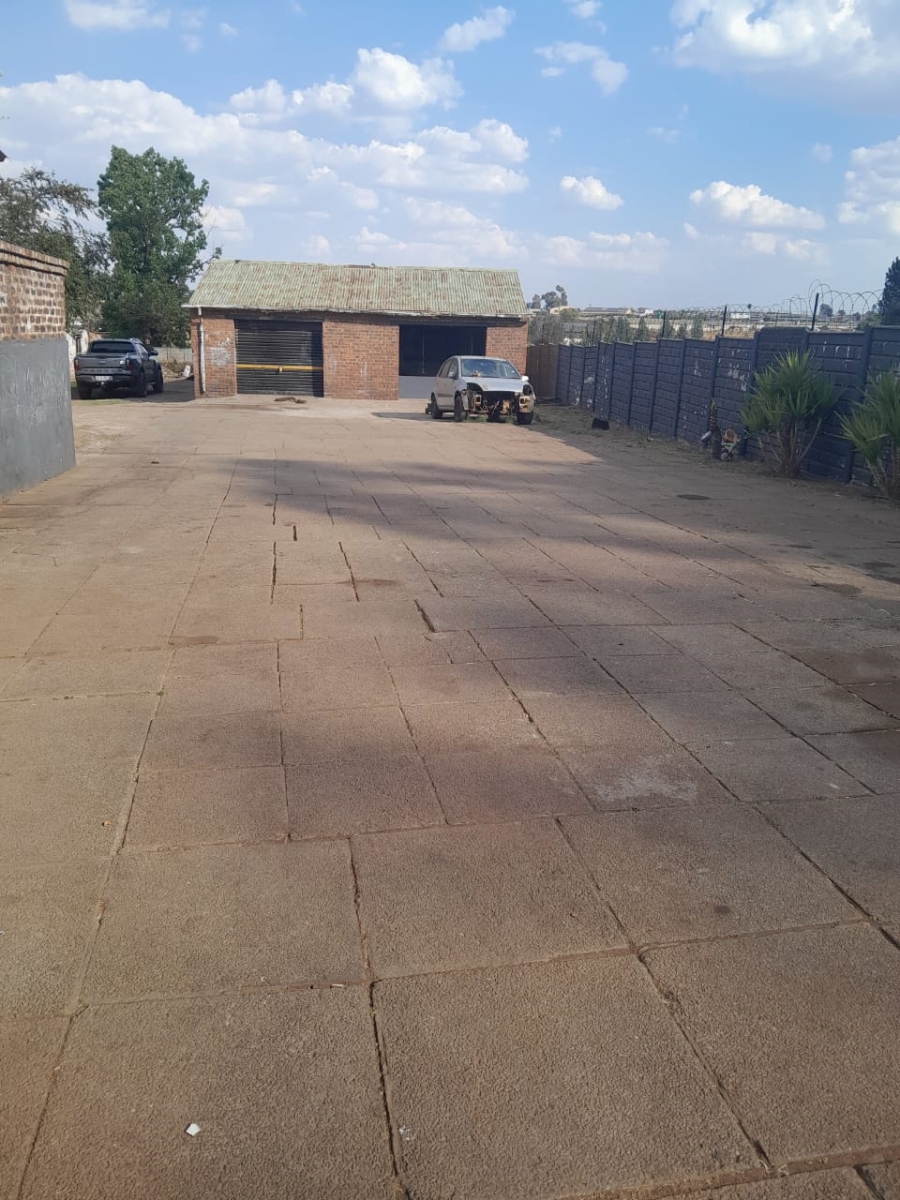  Bedroom Property for Sale in Putfontein Gauteng