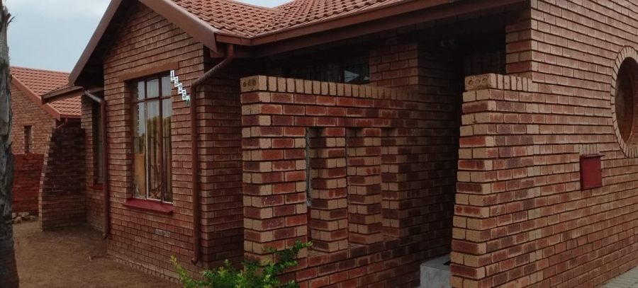  Bedroom Property for Sale in Soshanguve AA Gauteng