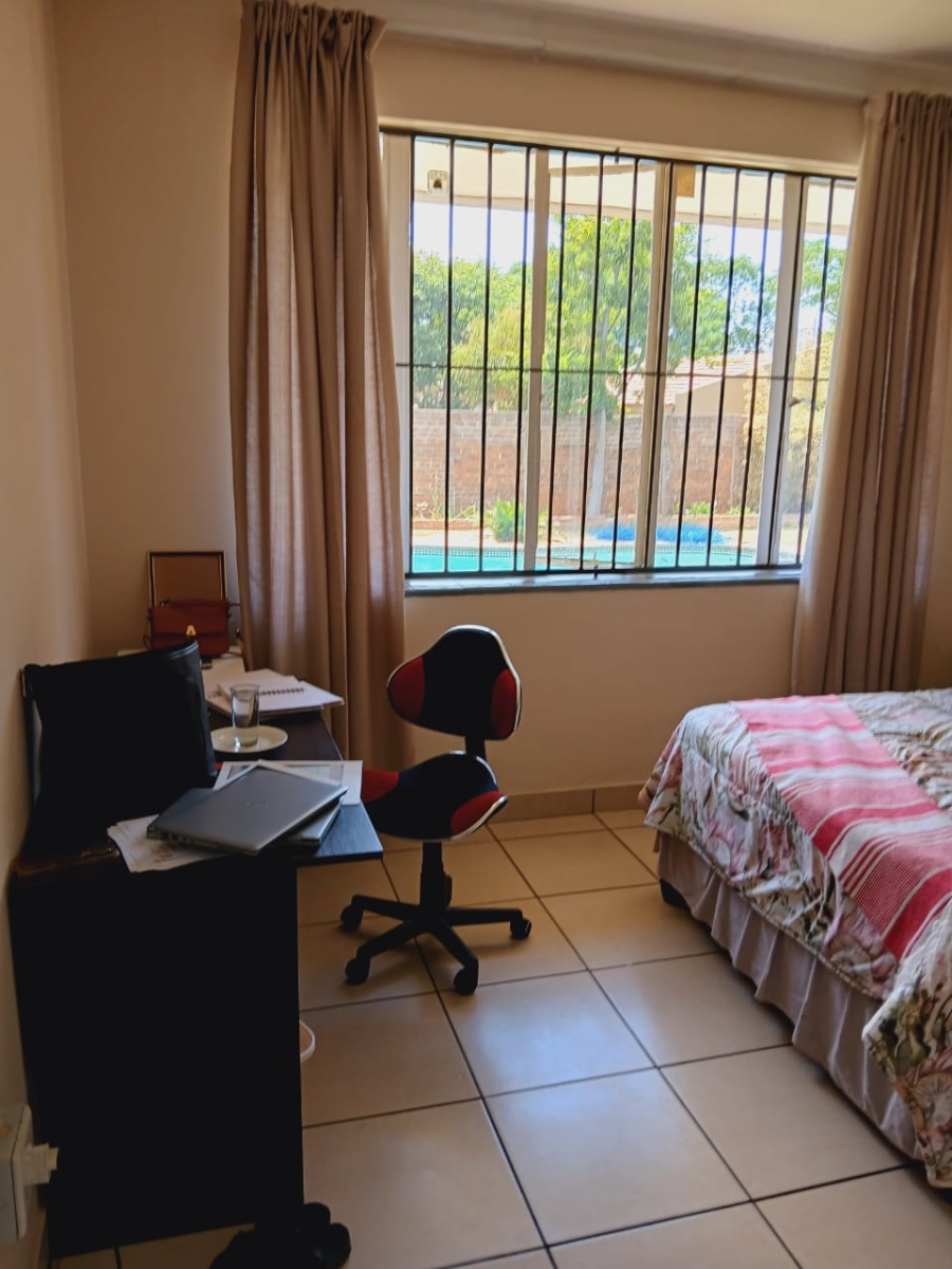 To Let 1 Bedroom Property for Rent in Ferndale Gauteng