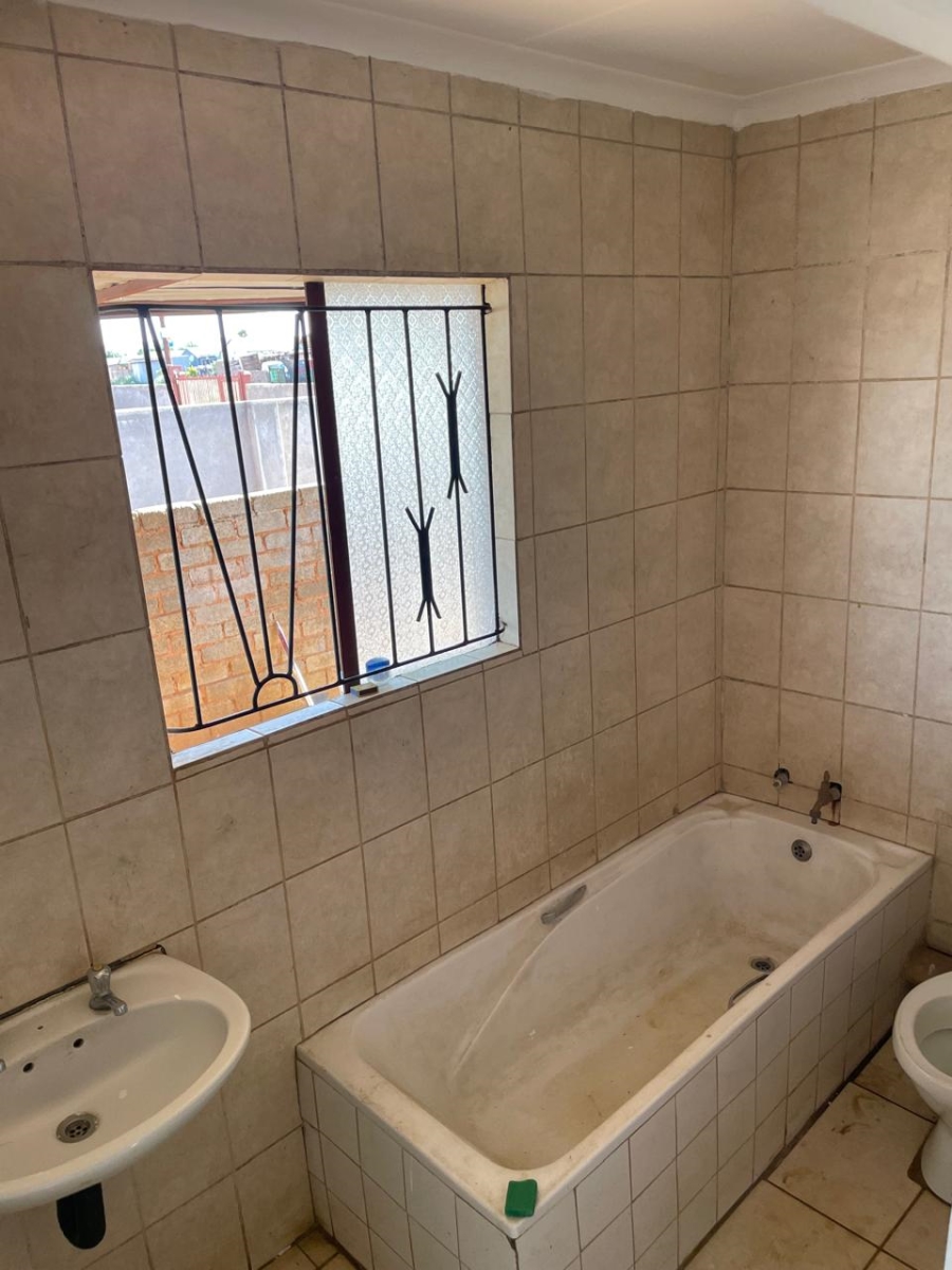 2 Bedroom Property for Sale in Soshanguve B Gauteng