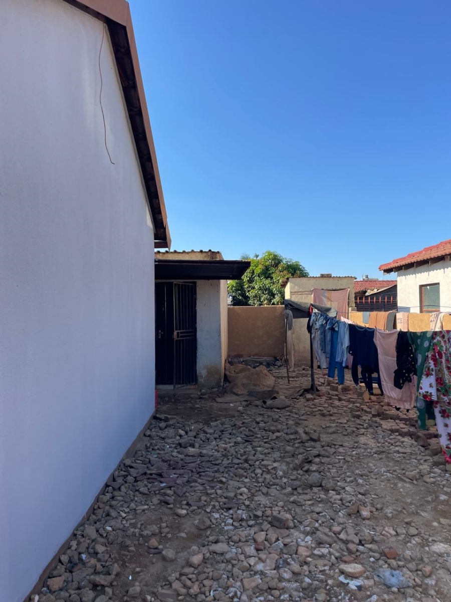 2 Bedroom Property for Sale in Soshanguve B Gauteng