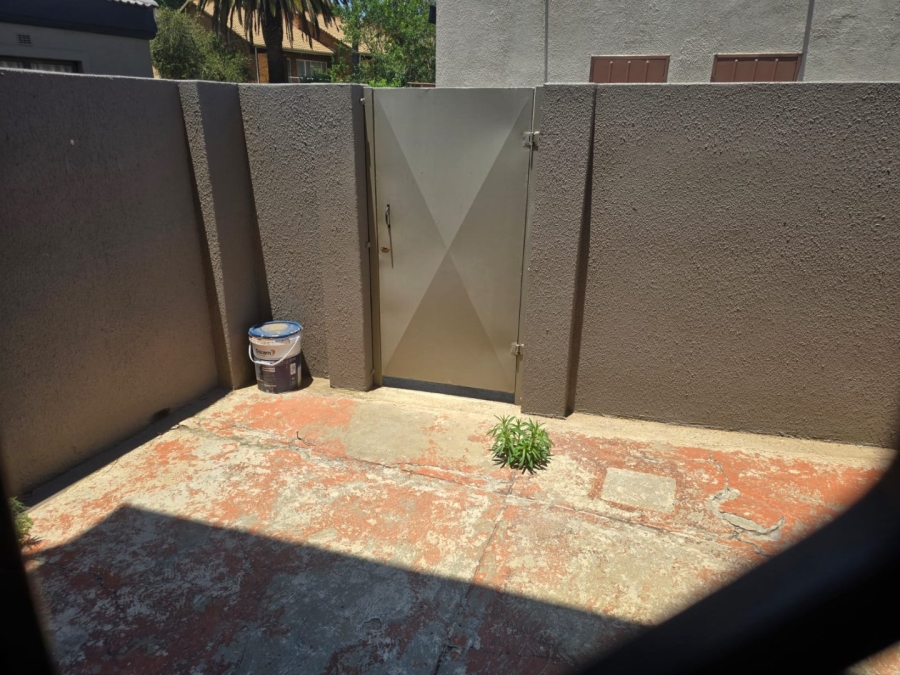 2 Bedroom Property for Sale in Witfield Gauteng