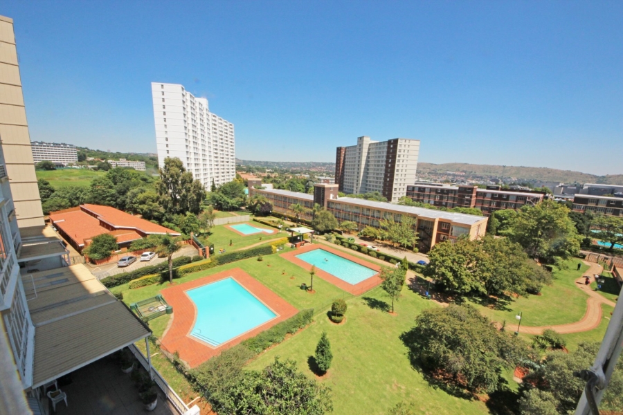 3 Bedroom Property for Sale in Bedford Gardens Gauteng