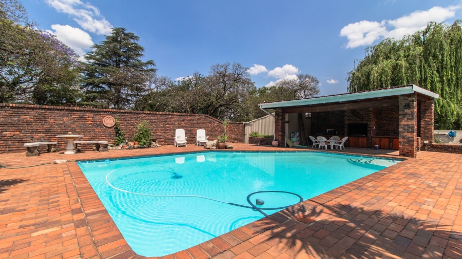 5 Bedroom Property for Sale in Eastleigh Ridge Gauteng