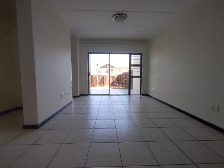 To Let 3 Bedroom Property for Rent in Oakdene Gauteng