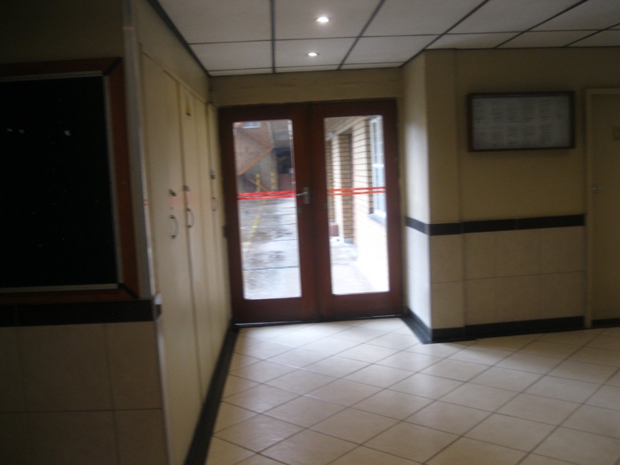 To Let 3 Bedroom Property for Rent in Sunnyside Gauteng