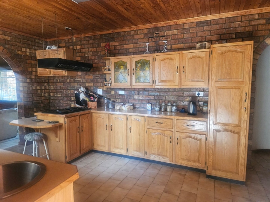 5 Bedroom Property for Sale in Ferryvale Gauteng