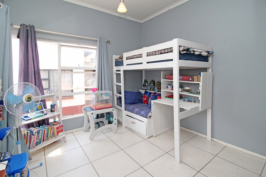 2 Bedroom Property for Sale in Greenstone Hill Gauteng