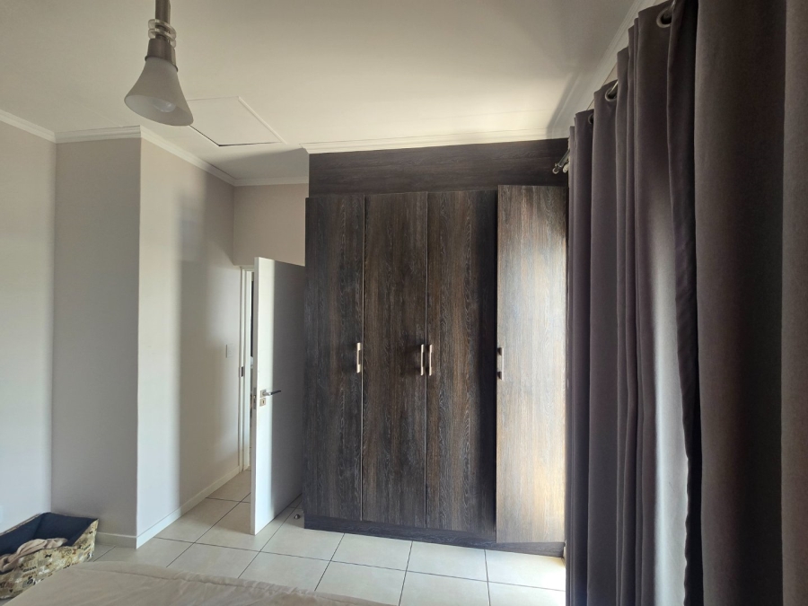 1 Bedroom Property for Sale in Longmeadow Gauteng