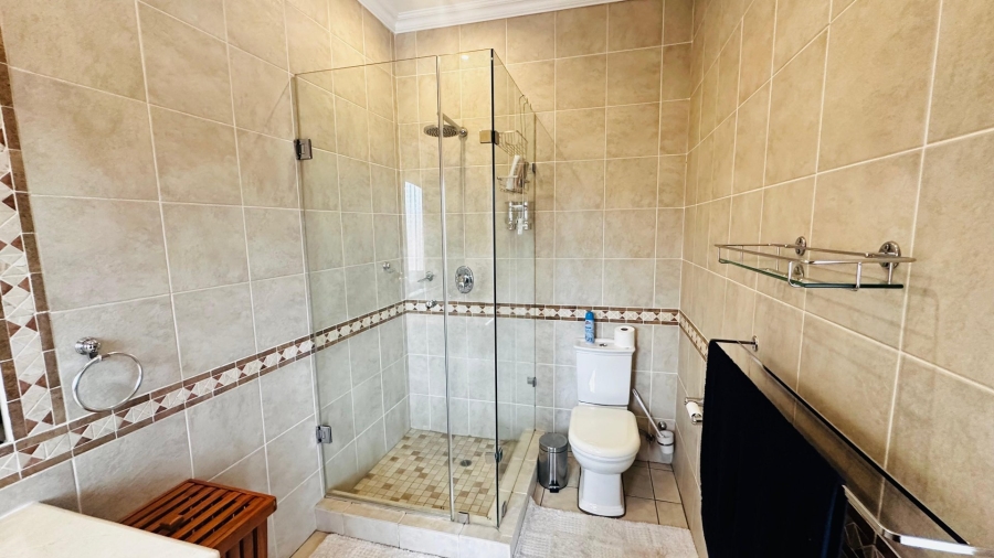 4 Bedroom Property for Sale in Bedford Gardens Gauteng