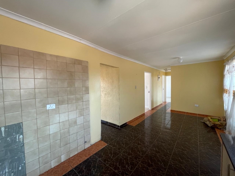 3 Bedroom Property for Sale in Marimba Gardens Gauteng