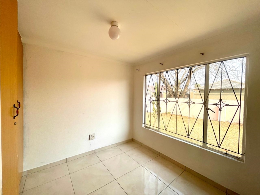 3 Bedroom Property for Sale in Marimba Gardens Gauteng