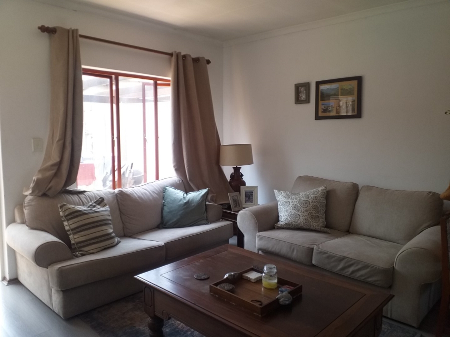 To Let 2 Bedroom Property for Rent in Sunninghill Gauteng