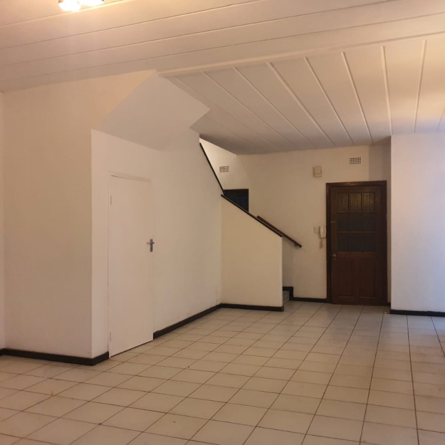 To Let 3 Bedroom Property for Rent in Lyndhurst Gauteng