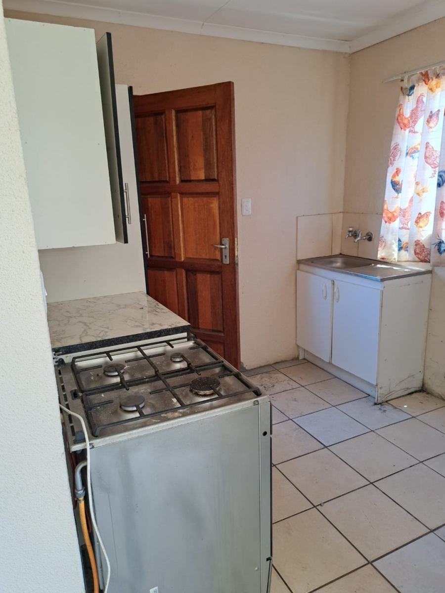 2 Bedroom Property for Sale in Soshanguve VV Gauteng