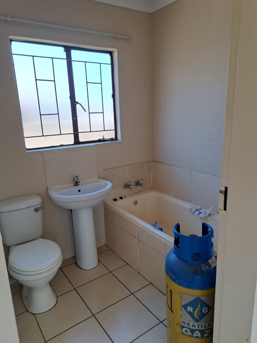 2 Bedroom Property for Sale in Soshanguve VV Gauteng