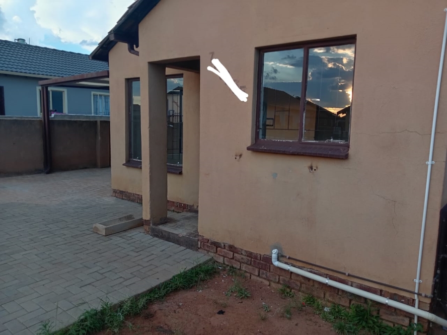 2 Bedroom Property for Sale in Soshanguve VV Gauteng