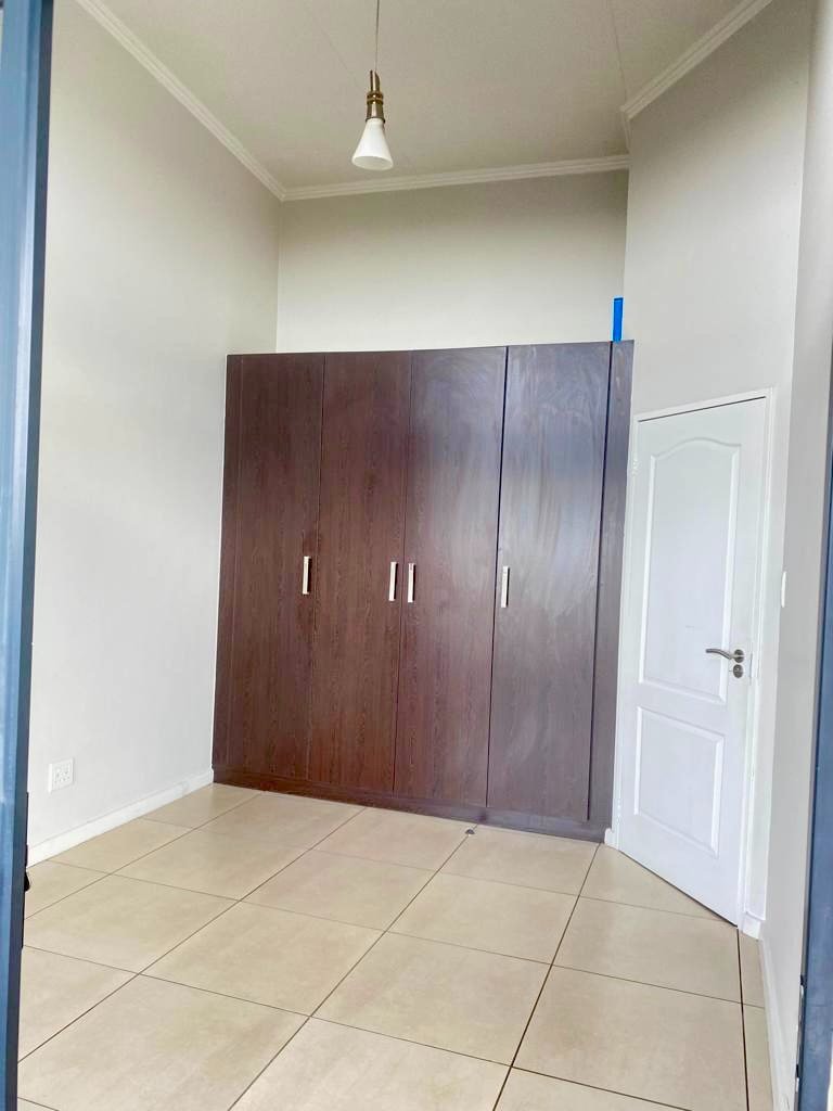 1 Bedroom Property for Sale in Fourways Gauteng