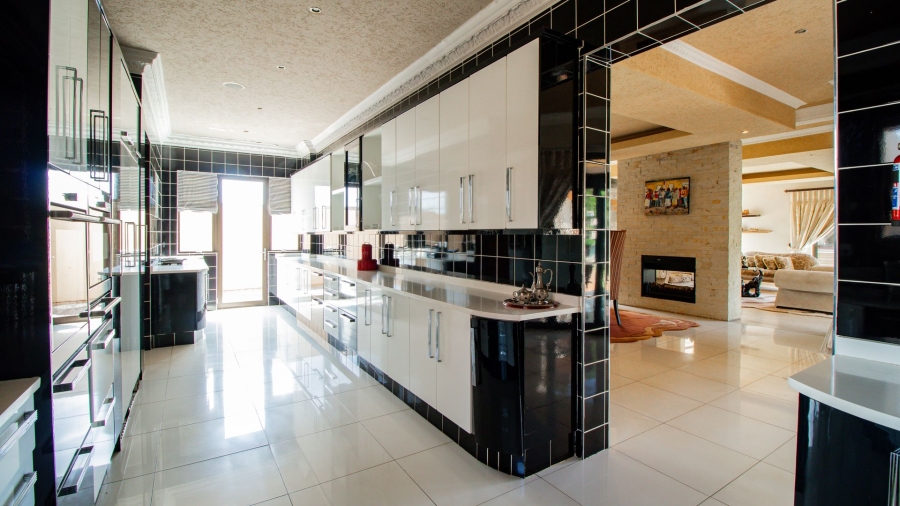 4 Bedroom Property for Sale in Serengeti Lifestyle Estate Gauteng