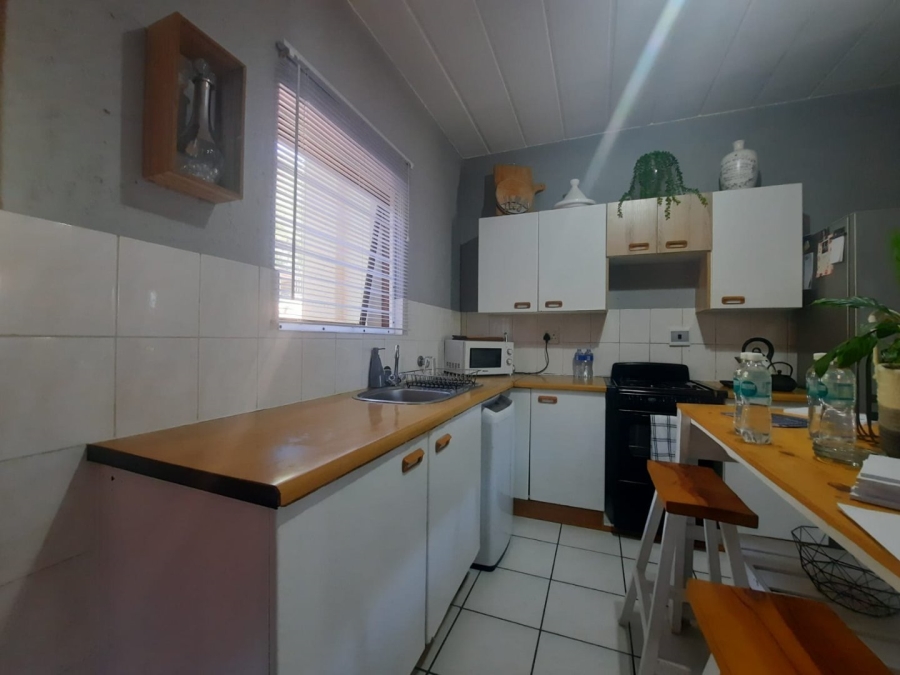 2 Bedroom Property for Sale in Constantia Kloof Gauteng