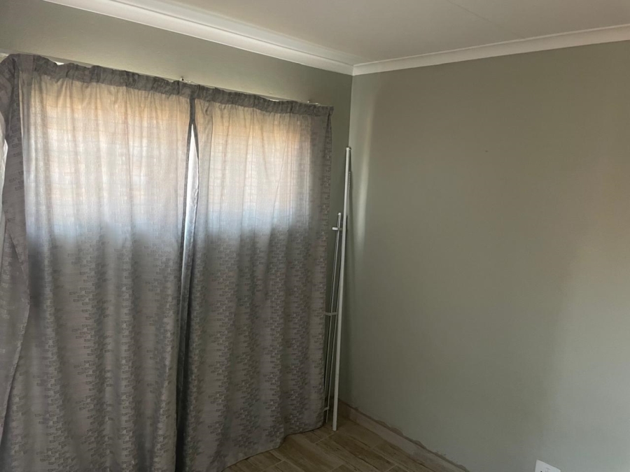 To Let 3 Bedroom Property for Rent in Klerksoord Gauteng