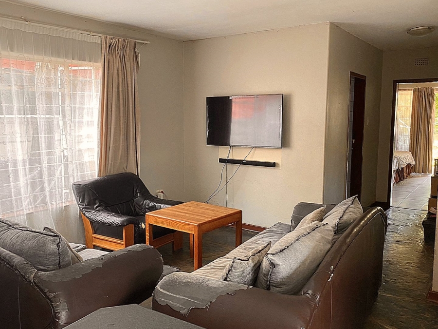 1 Bedroom Property for Sale in Windsor West Gauteng