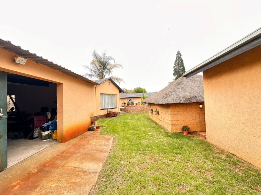 4 Bedroom Property for Sale in Mayfield Park Gauteng