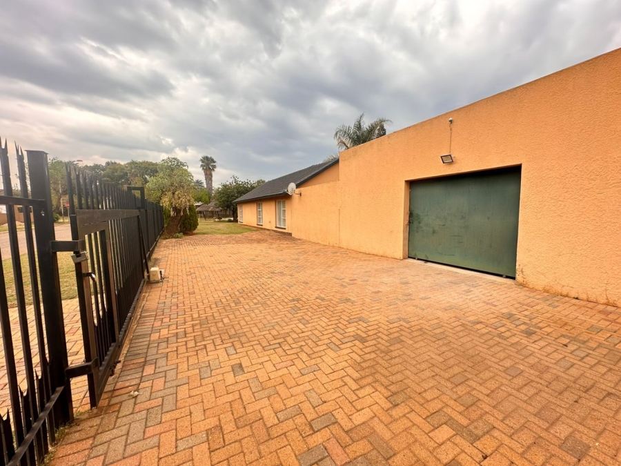 4 Bedroom Property for Sale in Mayfield Park Gauteng