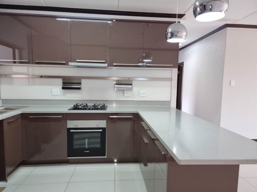 To Let 2 Bedroom Property for Rent in Broadacres Gauteng