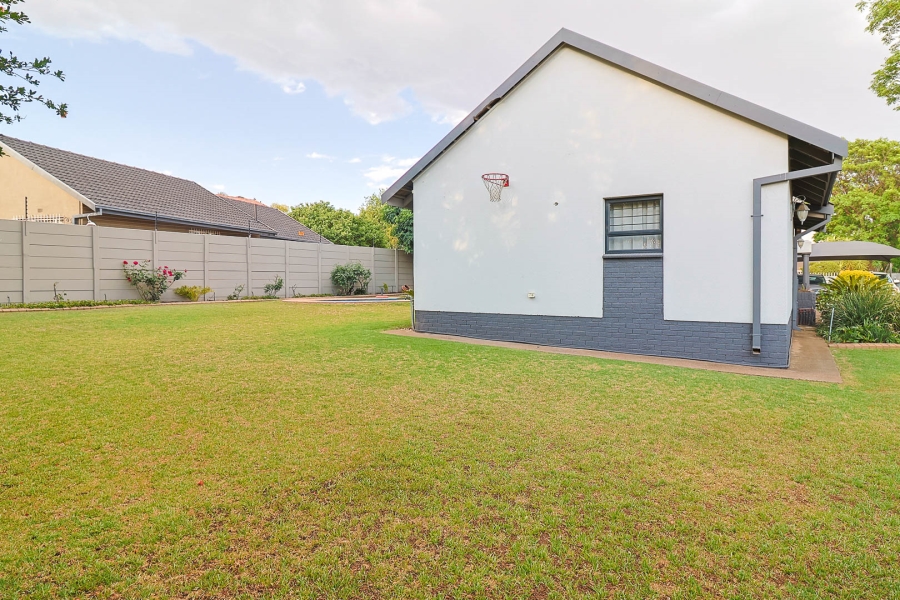 4 Bedroom Property for Sale in Randhart Gauteng