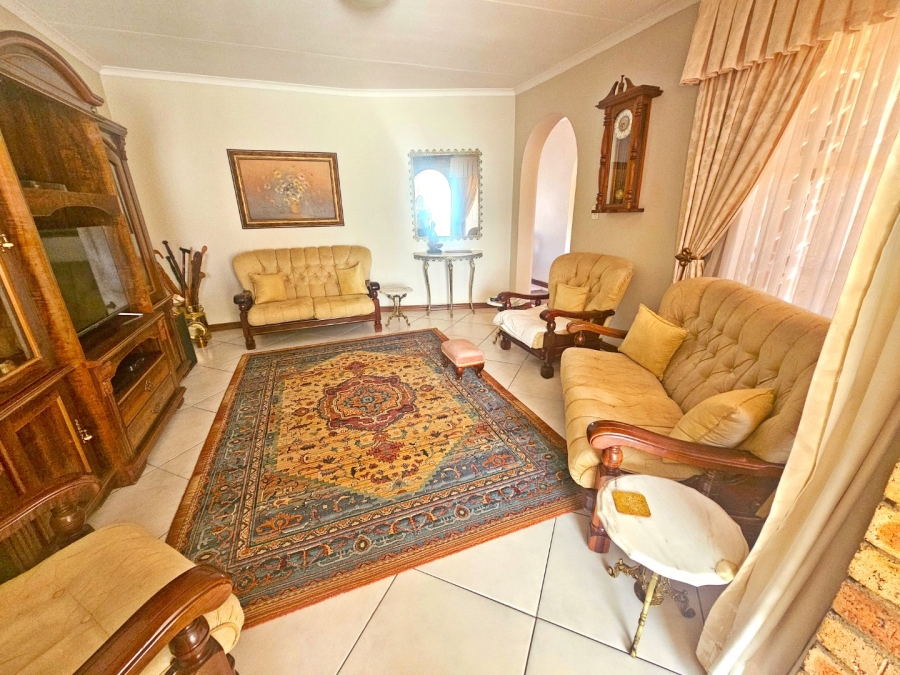 2 Bedroom Property for Sale in Parkrand Gauteng