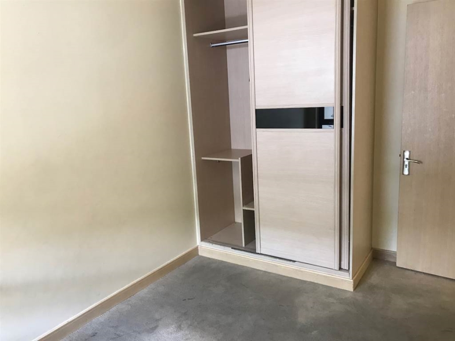 To Let 2 Bedroom Property for Rent in Broadacres Gauteng