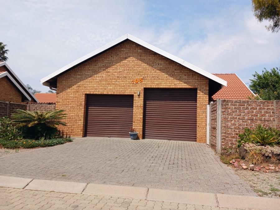 To Let 3 Bedroom Property for Rent in Bonaero Park Gauteng