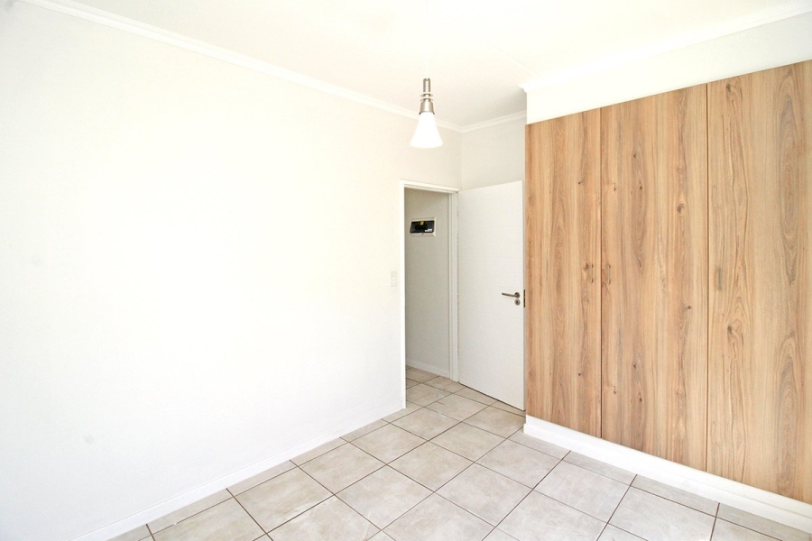 2 Bedroom Property for Sale in Comet Gauteng