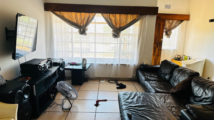 4 Bedroom Property for Sale in Sunnyridge Gauteng