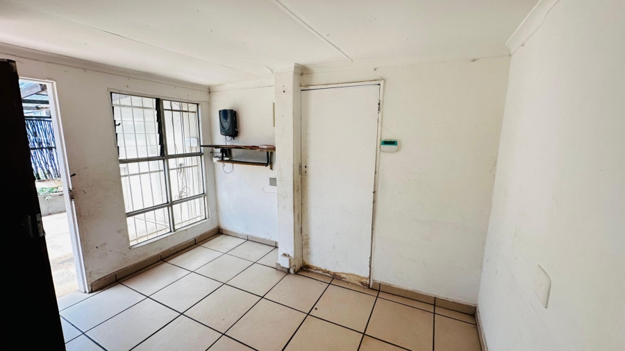 4 Bedroom Property for Sale in Sunnyridge Gauteng