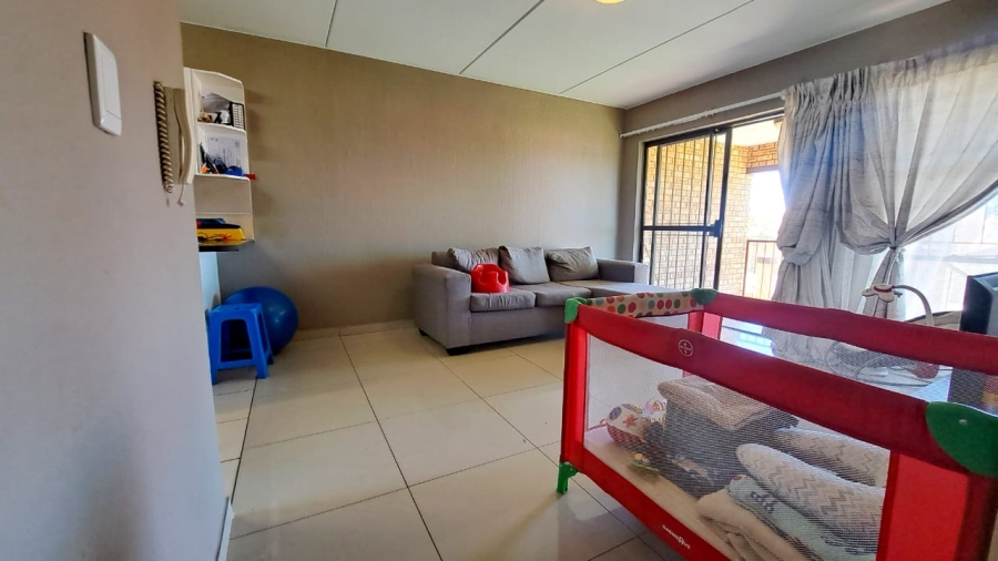 2 Bedroom Property for Sale in Amorosa Gauteng